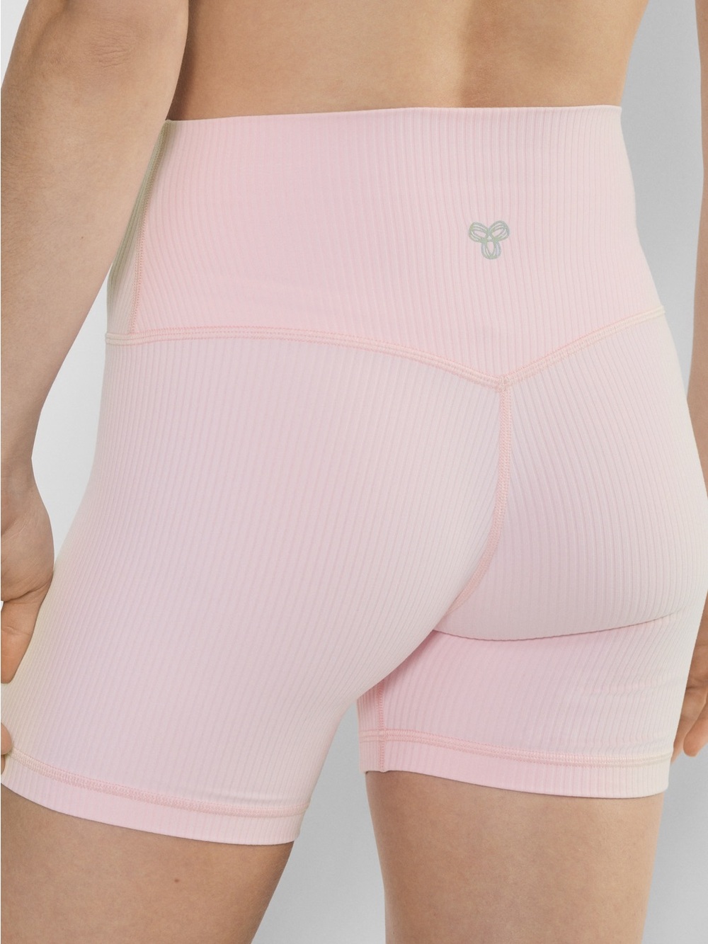 Aritzia Ribbed High-Waist Bike Shorts - Light Pink
